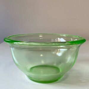 7" Uranium Glass Antique Green Vaseline Glass Bowl